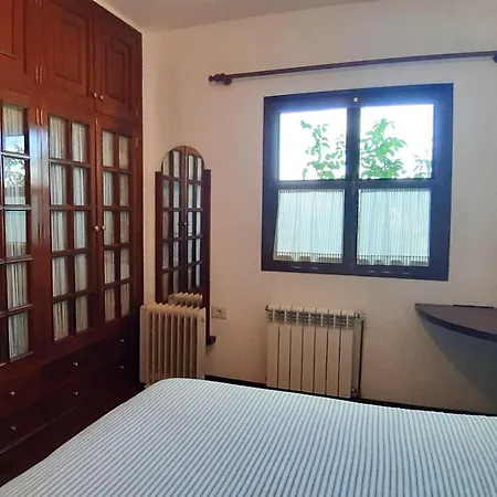House - 4 Bedrooms - 9468 Chalet