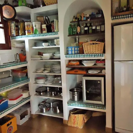 House - 4 Bedrooms - 9468 Chalet