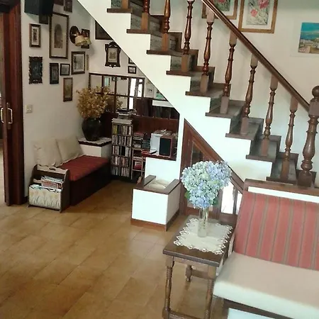 House - 4 Bedrooms - 9468 Chalet *