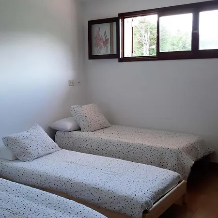 House - 4 Bedrooms - 9468 Noia
